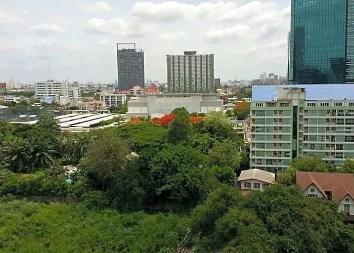 Poonchock Mansion バンコク都