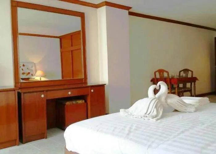 Poonchock Mansion 2*